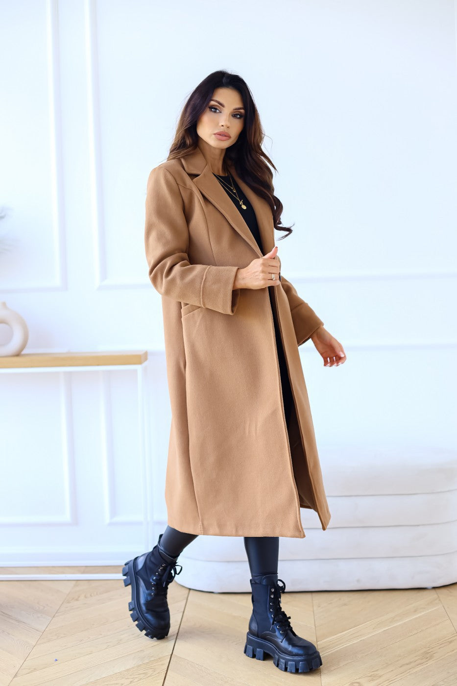 Chic Double-Breasted Woolen Coat