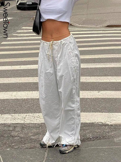 Sweetown Baggy White Sweatpants for Casual Comfort-4